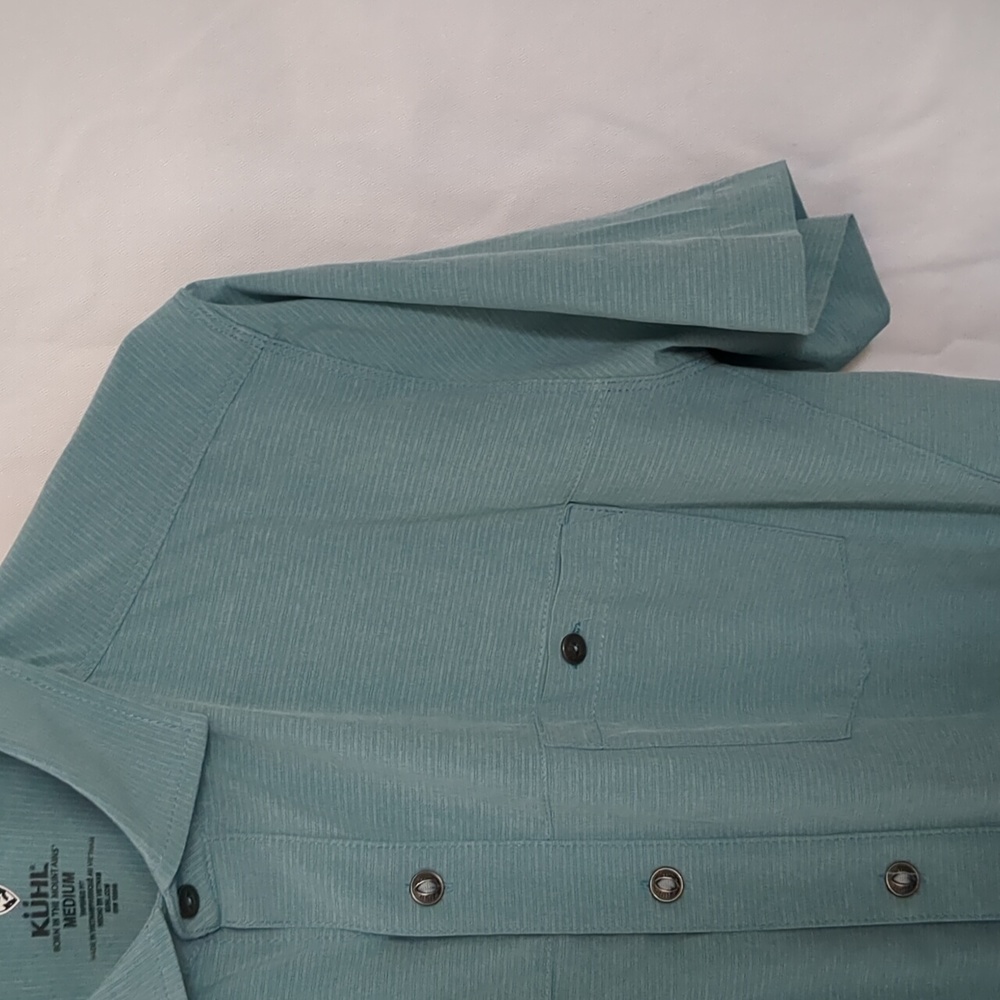 Men's Medium Kuhl button down